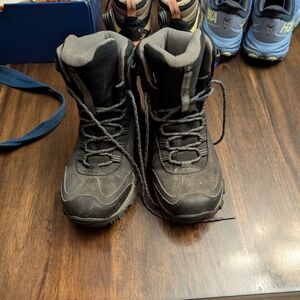 Columbia Gray Outdoor Boots